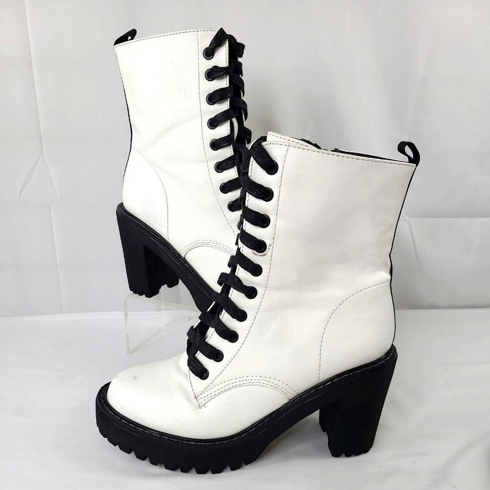 Public Desire Fearne Lace Up Chunky Combat Boots Ankle Boot White Sz 7.5 / 38